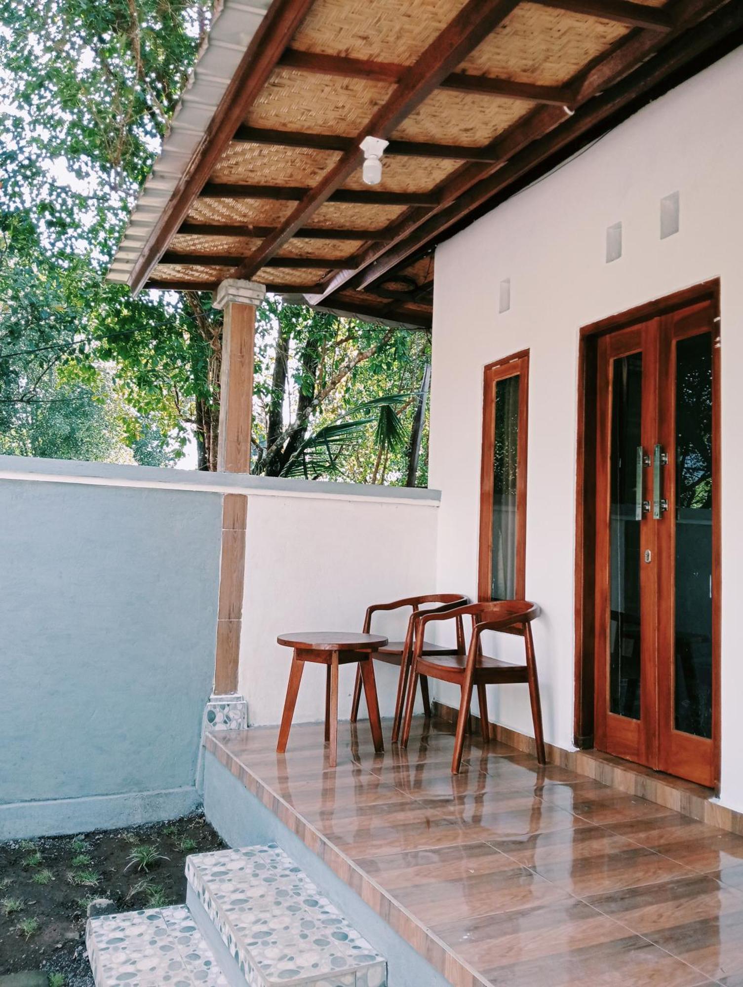 Jepun Homestay Lemukih Singaraja  Exterior photo