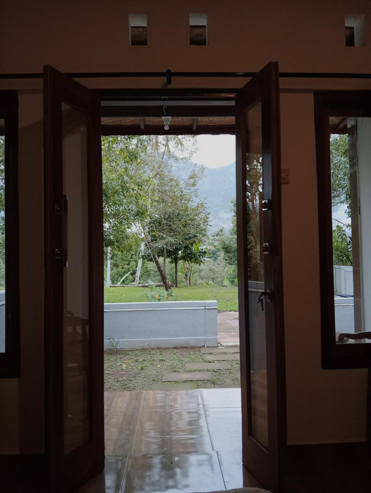 Jepun Homestay Lemukih Singaraja  Exterior photo